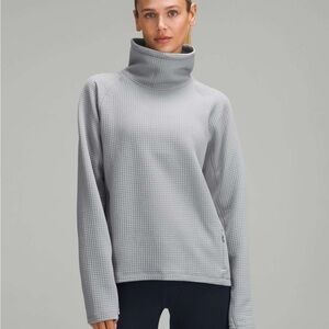Lululemon Waffle-Knit Funnel-Neck Long-Sleeve Shirt Sweater size 6 Outdoor